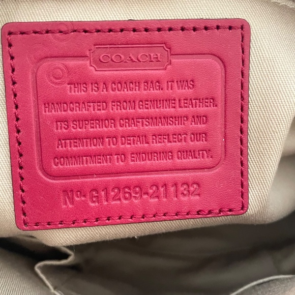 COACH Legacy Molly Black Cherry Red East West Hand Bag with strap EUC - Picture 12 of 14